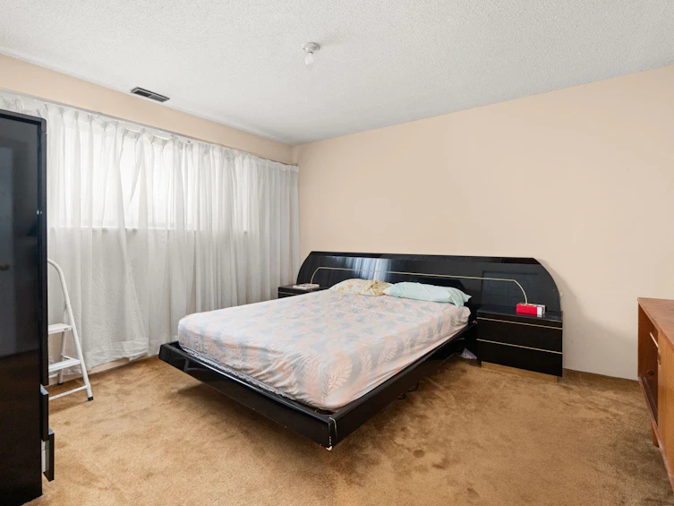 8915 Monroe Avenue, Burnaby, BC, V3N 4E7 - 18