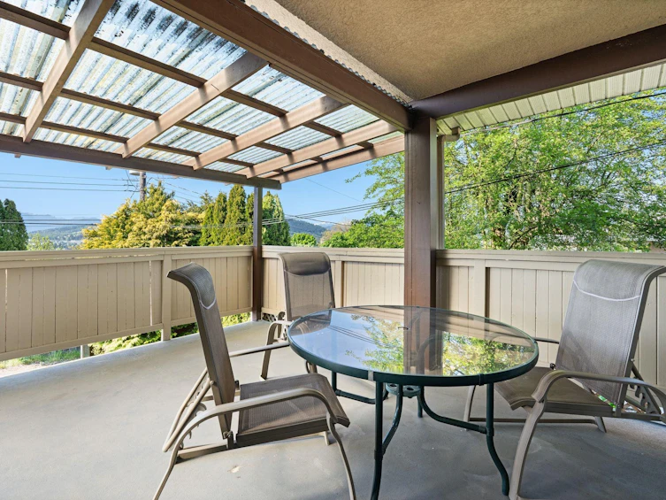 8915 Monroe Avenue, Burnaby, BC, V3N 4E7 - 23