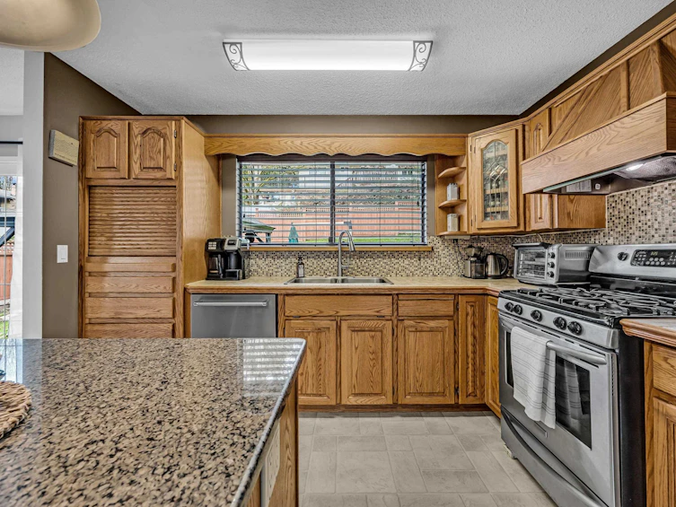 8290 Sheaves Road, Delta, BC, V4C 3W9 - 13