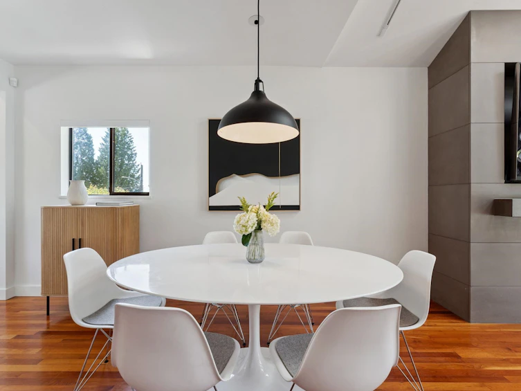 186 W Kings Road, North Vancouver, BC, V7N 2L8 - 8