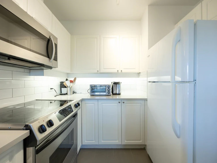 1101-6188 Patterson Avenue, Burnaby, BC, V5H 2N1 - 8