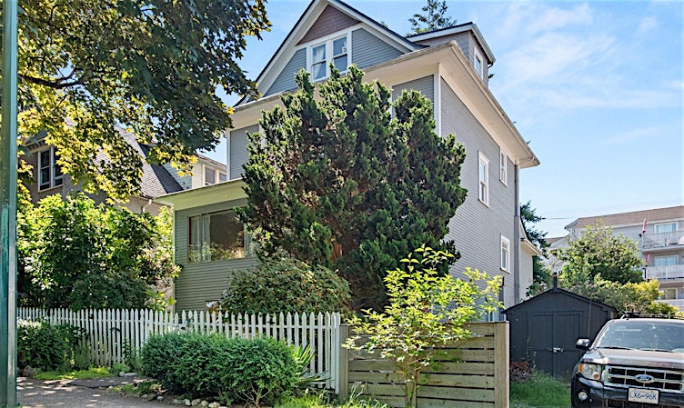 1524 William Street, Vancouver, BC, V5L 2R2