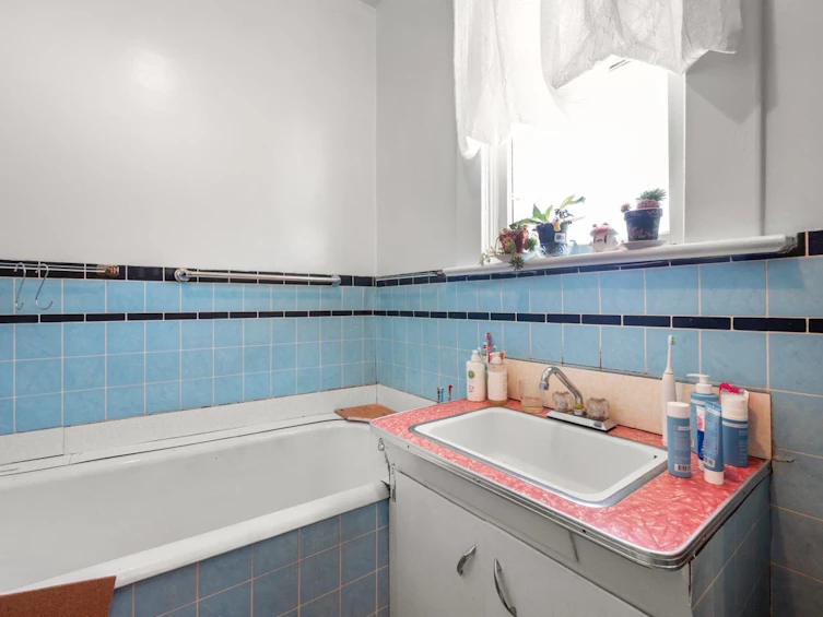 1524 William Street, Vancouver, BC, V5L 2R2 - 22