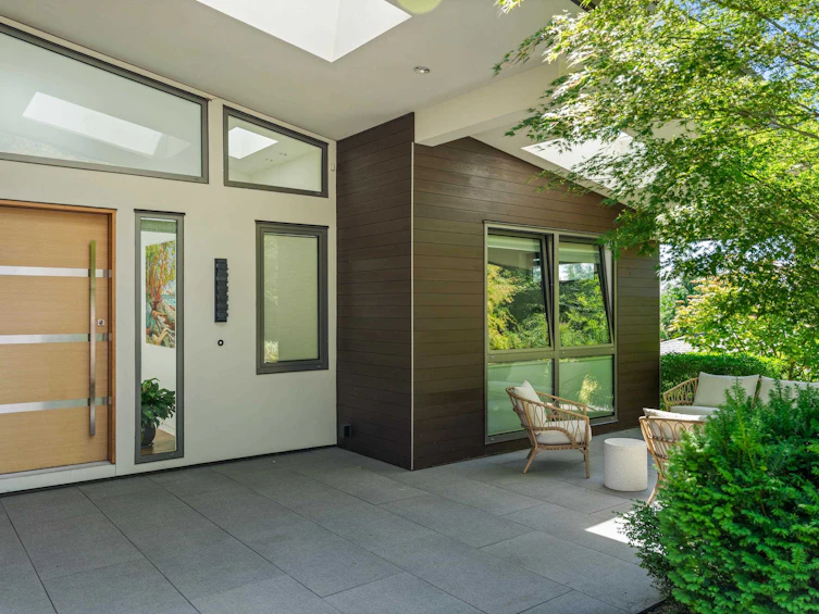 98 Bonnymuir Drive, West Vancouver, BC, V7S 1L2 - 2