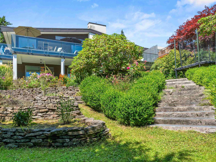 98 Bonnymuir Drive, West Vancouver, BC, V7S 1L2 - 24