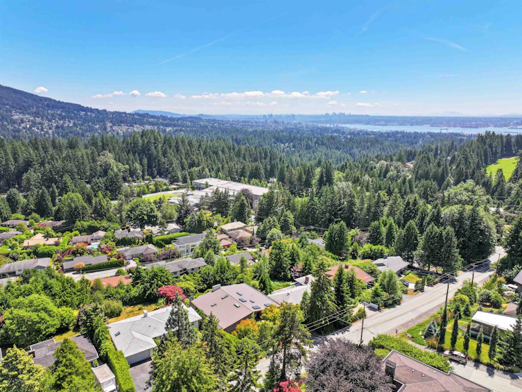 98 Bonnymuir Drive, West Vancouver, BC, V7S 1L2 - 25