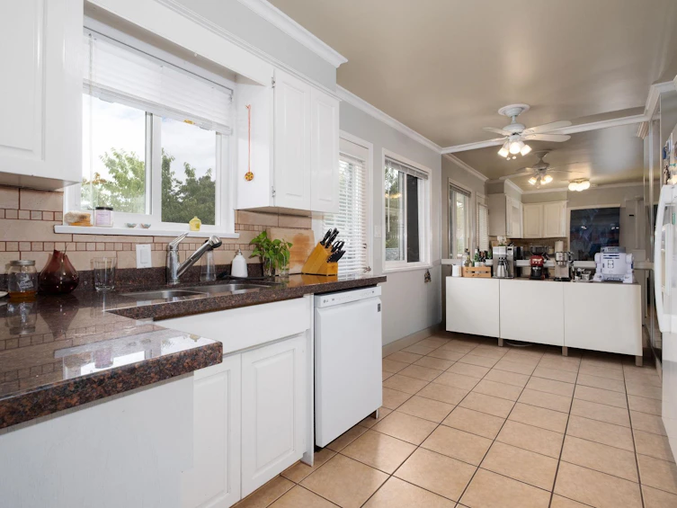 4842 Royal Oak Avenue, Burnaby, BC, V5G 3M7 - 7