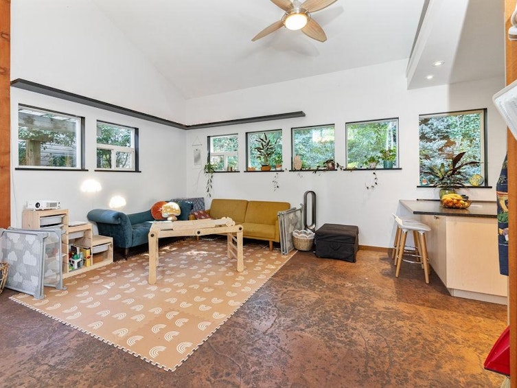 4174 Sunshine Coast Highway, Sechelt, BC, V7Z 0A4 - 2