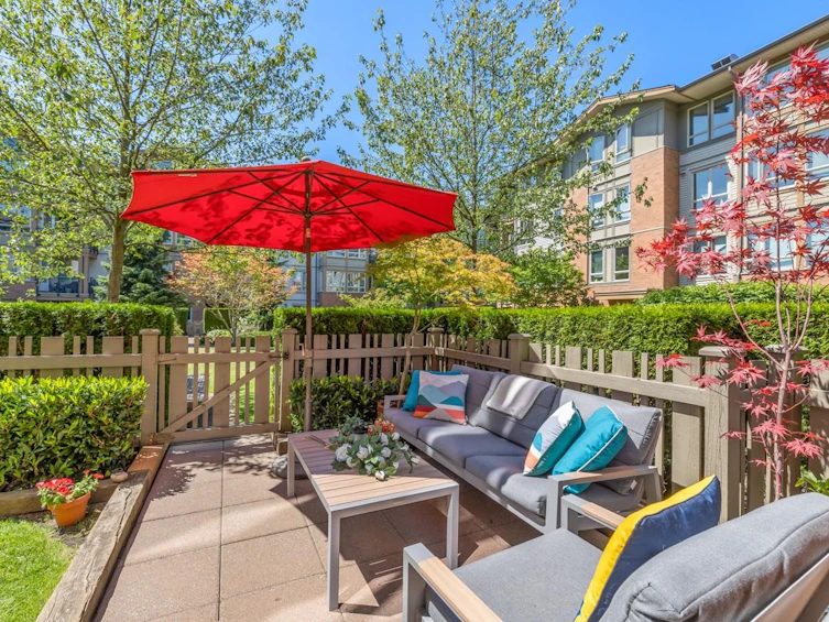110-2601 Whiteley Court, North Vancouver, BC, V7J 2R7 - 24