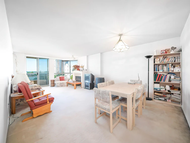 1002-1235 Quayside Drive, New Westminster, BC, V3M 6J5 - 6