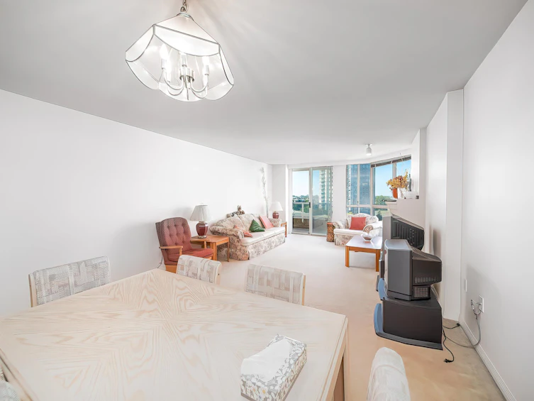 1002-1235 Quayside Drive, New Westminster, BC, V3M 6J5 - 5