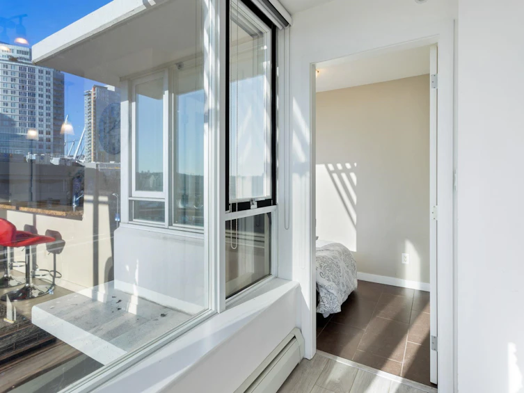 1102-688 Abbott Street, Vancouver, BC, V6B 0B9 - 27