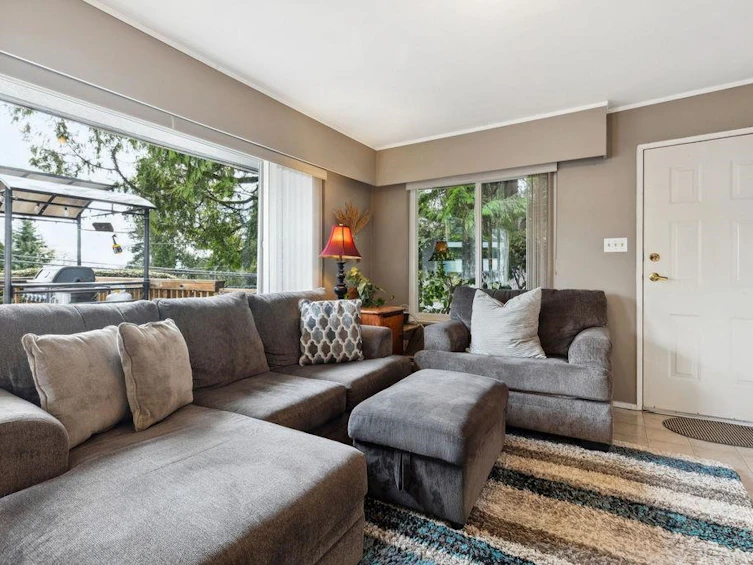 3820 Calder Avenue, North Vancouver, BC, V7N 3S3 - 3