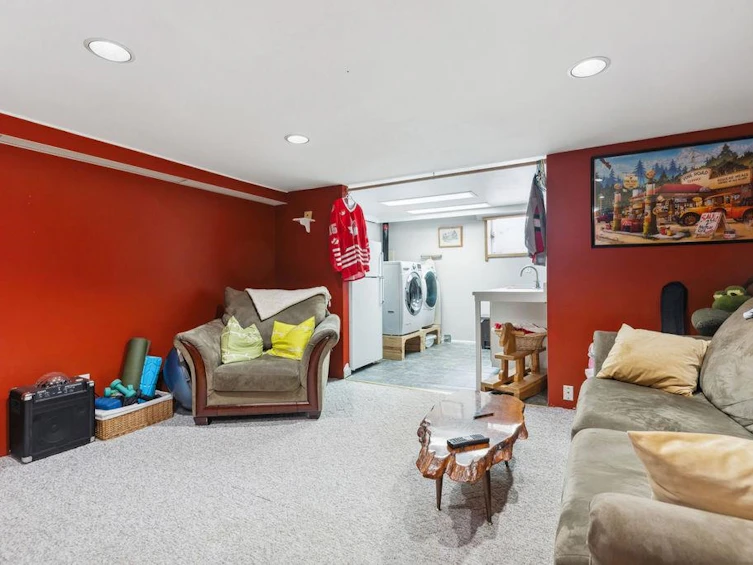 3820 Calder Avenue, North Vancouver, BC, V7N 3S3 - 23