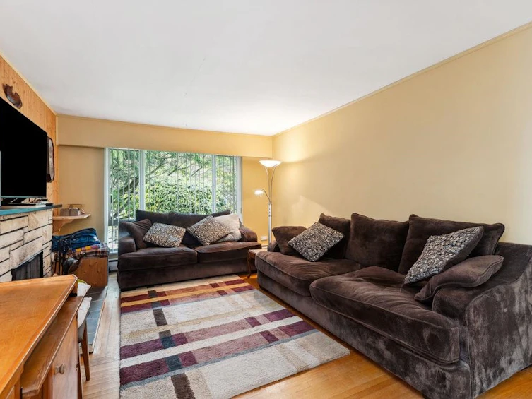 3820 Calder Avenue, North Vancouver, BC, V7N 3S3 - 11