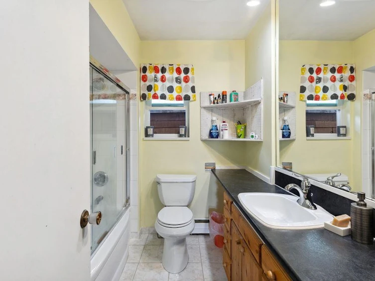 3820 Calder Avenue, North Vancouver, BC, V7N 3S3 - 16