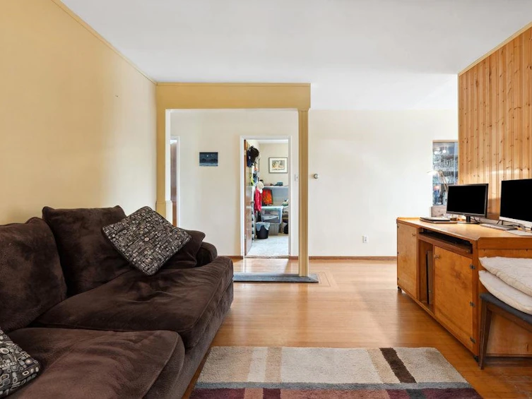 3820 Calder Avenue, North Vancouver, BC, V7N 3S3 - 14