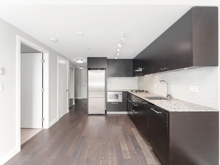 706-6180 Cooney Road, Richmond, BC, V6Y 0H2 - 2