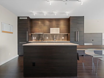 1101-13398 104 Avenue - 2