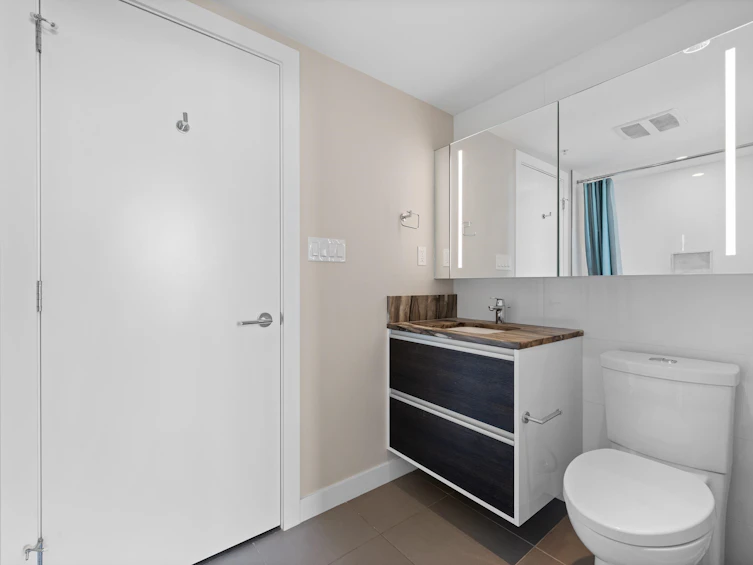 1101-13398 104 Avenue, Surrey, BC, V3T 1V6 - 27