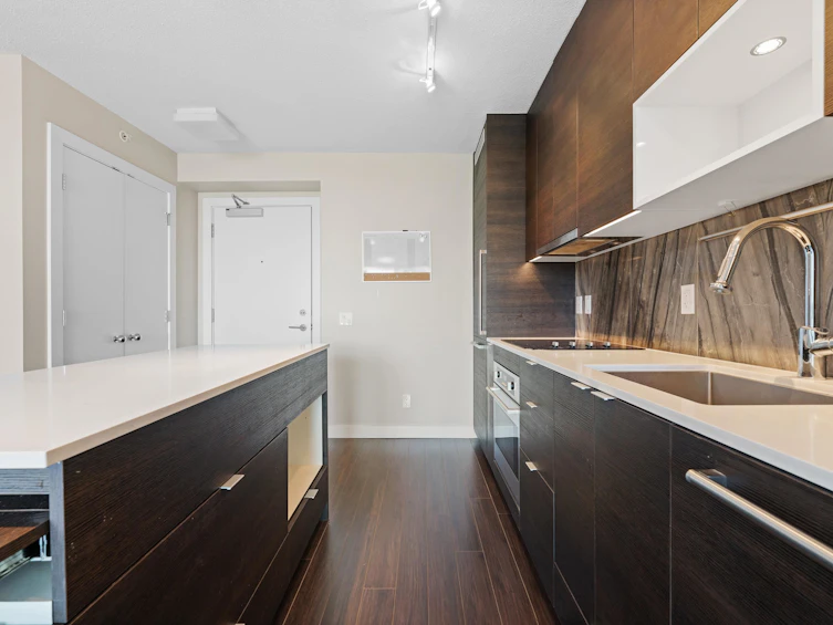 1101-13398 104 Avenue, Surrey, BC, V3T 1V6 - 4