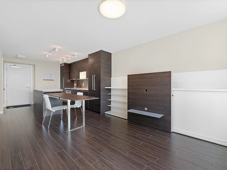 1101-13398 104 Avenue, Surrey, BC, V3T 1V6 - 5