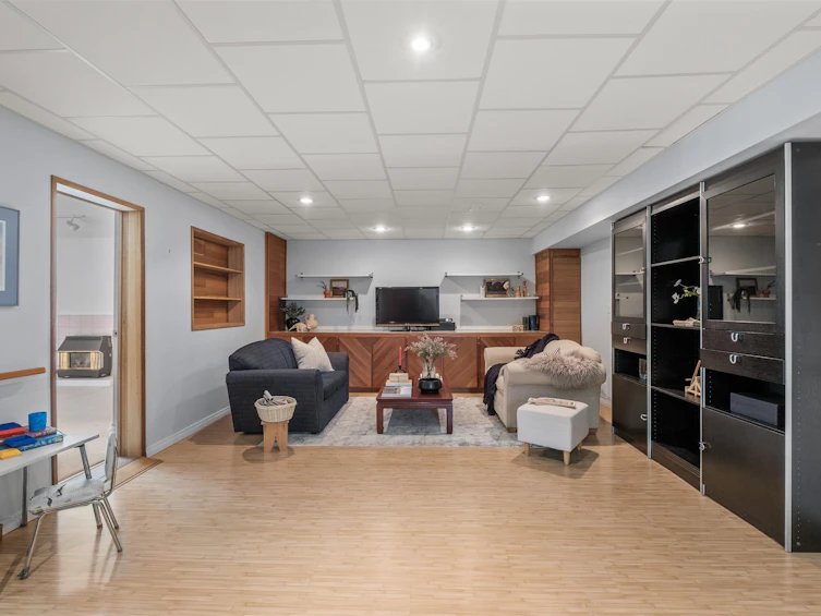 667 Lakeshore Drive, Coquitlam, BC, V3J 5E5 - 29