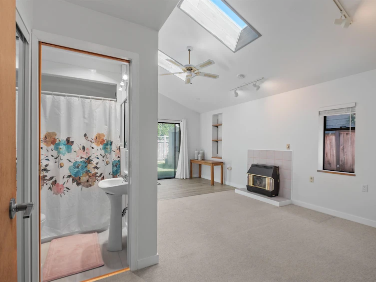 667 Lakeshore Drive, Coquitlam, BC, V3J 5E5 - 30