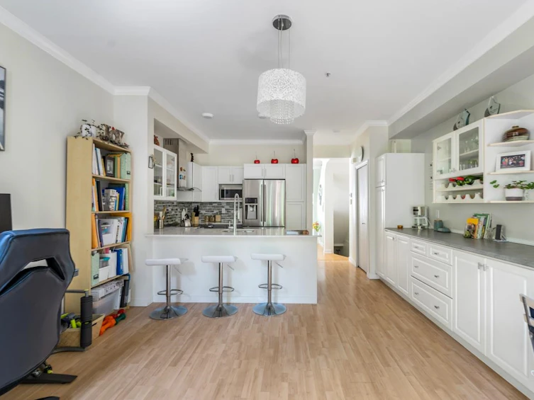 8577 Aquitania Place, Vancouver, BC, V5S 4V7 - 19