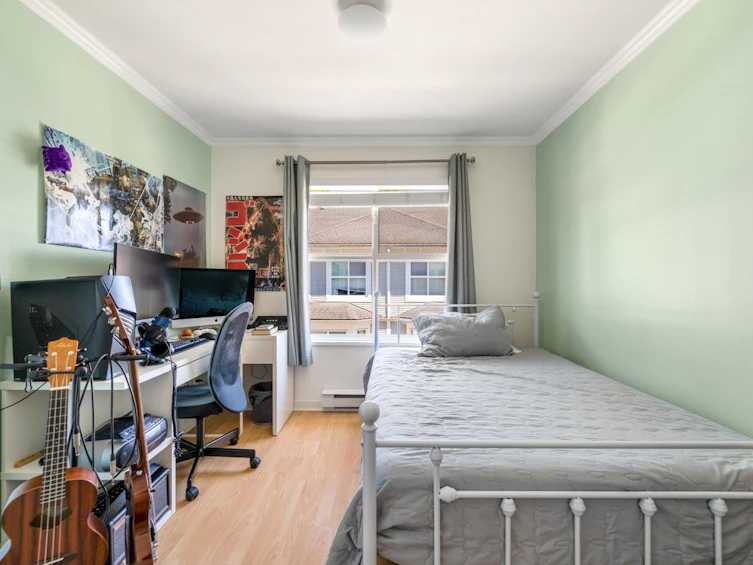 8577 Aquitania Place, Vancouver, BC, V5S 4V7 - 9
