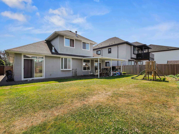 18629 56b Avenue, Surrey, BC, V3S 7N2 - 30