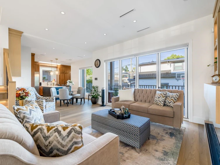 7662 French Street, Vancouver, BC, V6P 4V6 - 3