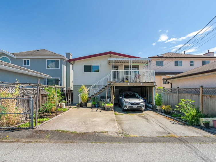 6205 Kirkland Street, Vancouver, BC, V5S 3P8 - 19