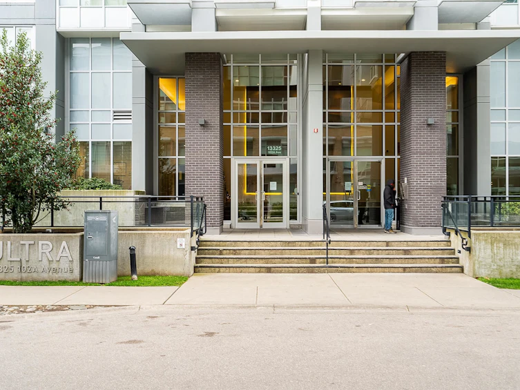2709-13325 102a Avenue, Surrey, BC, V3T 0J5 - 29