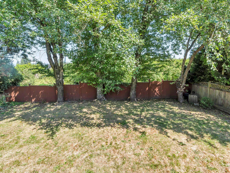 11415 87 Avenue, Delta, BC, V4C 2Z6 - 27