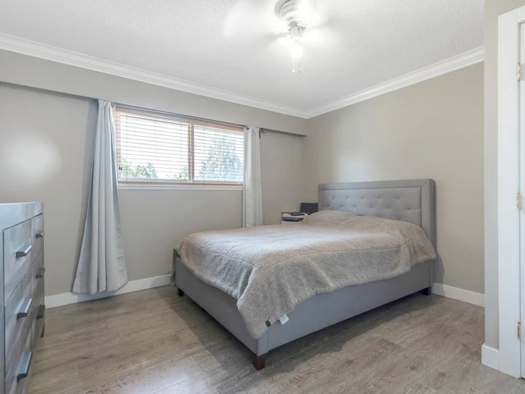 11415 87 Avenue, Delta, BC, V4C 2Z6 - 21