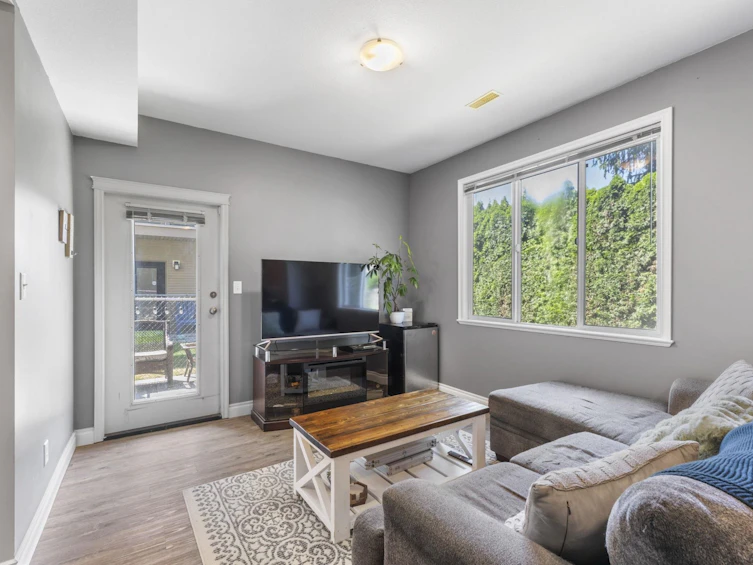 5-46321 Cessna Drive, Chilliwack, BC, V2P 1A7 - 32