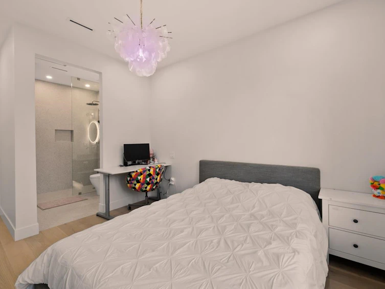 6408 Vine Street, Vancouver, BC, V6M 4B1 - 28