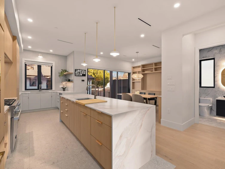 6408 Vine Street, Vancouver, BC, V6M 4B1 - 11