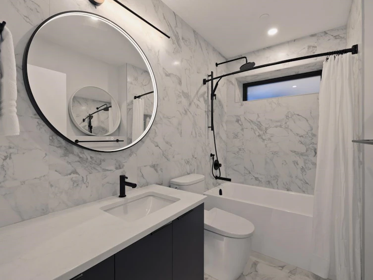 6408 Vine Street, Vancouver, BC, V6M 4B1 - 33