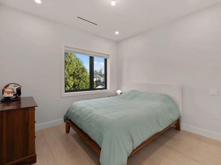 6408 Vine Street, Vancouver, BC, V6M 4B1 - 24