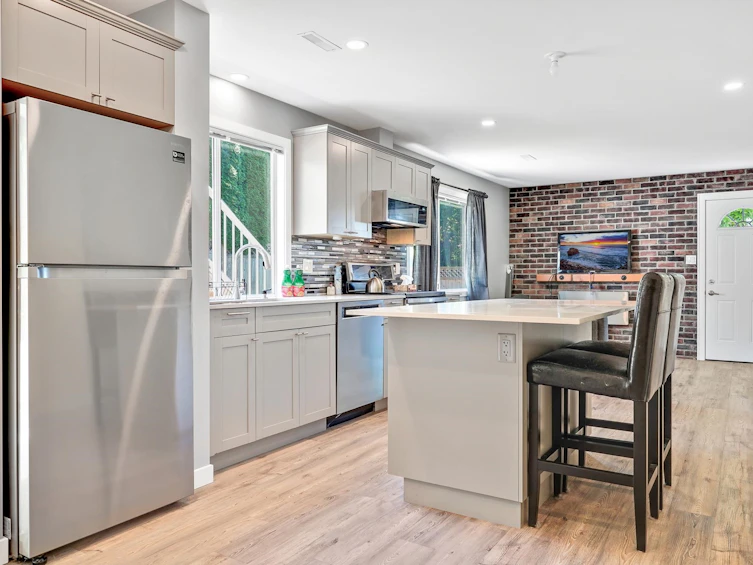 18116 Claytonhill Drive, Surrey, BC, V3S 7N6 - 25