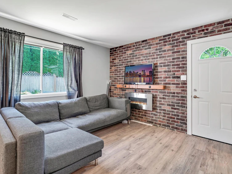 18116 Claytonhill Drive, Surrey, BC, V3S 7N6 - 27