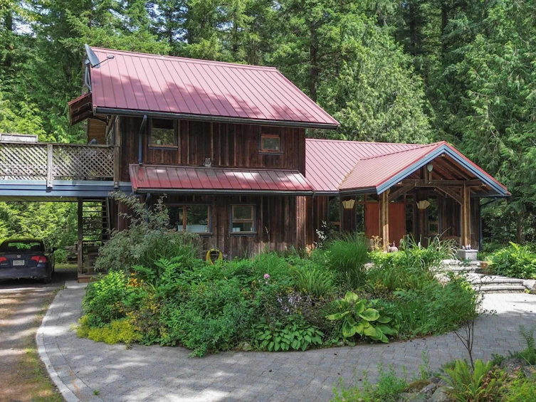 5071 Paradise Valley Road, Squamish, BC, V0N 1T0 - 29
