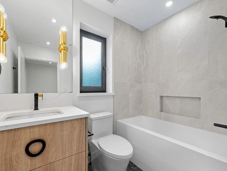 1-2936 W 12 Avenue, Vancouver, BC, V6K 2R3 - 22