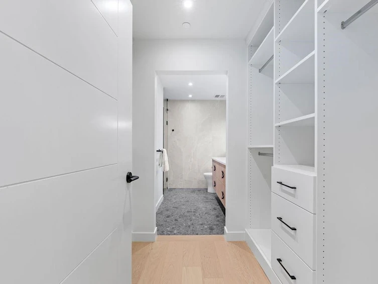 1-2936 W 12 Avenue, Vancouver, BC, V6K 2R3 - 12