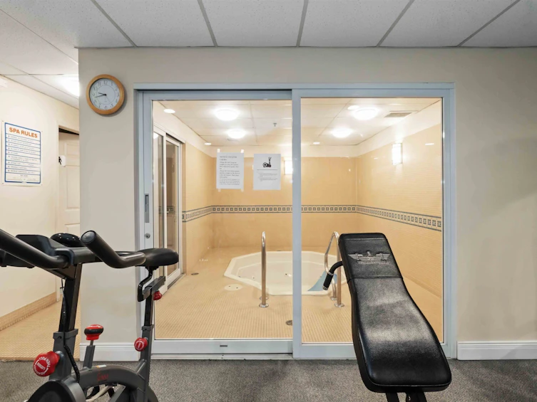 304-15258 105 Avenue, Surrey, BC, V3R 0W8 - 4