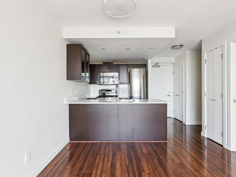 1205-4815 Eldorado Mews, Vancouver, BC, V5R 0B2 - 3