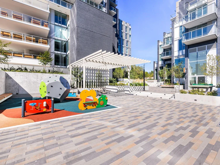 909-7418 Paulson Street, Vancouver, BC, V6P 0K2 - 9