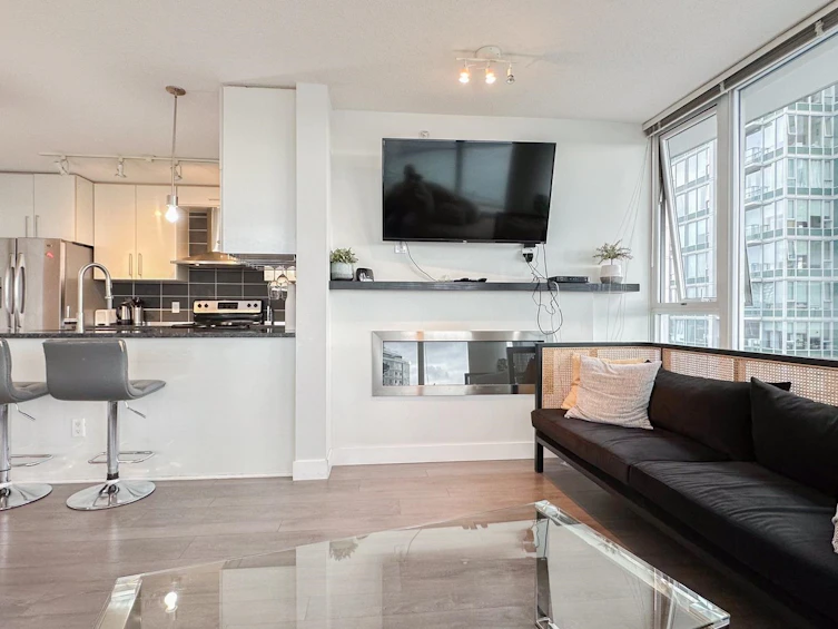 2705-689 Abbott Street, Vancouver, BC, V6B 0J2 - 5